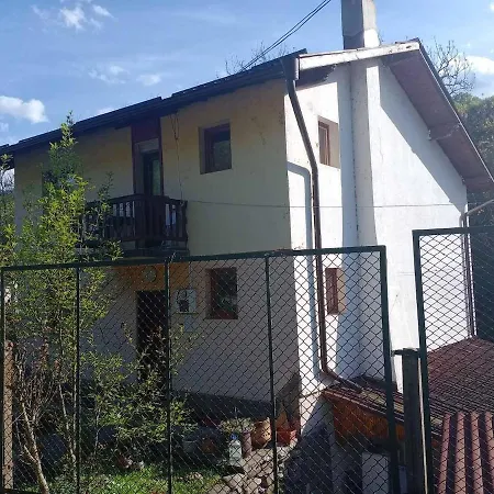 Riverlyn Ваканционна къща